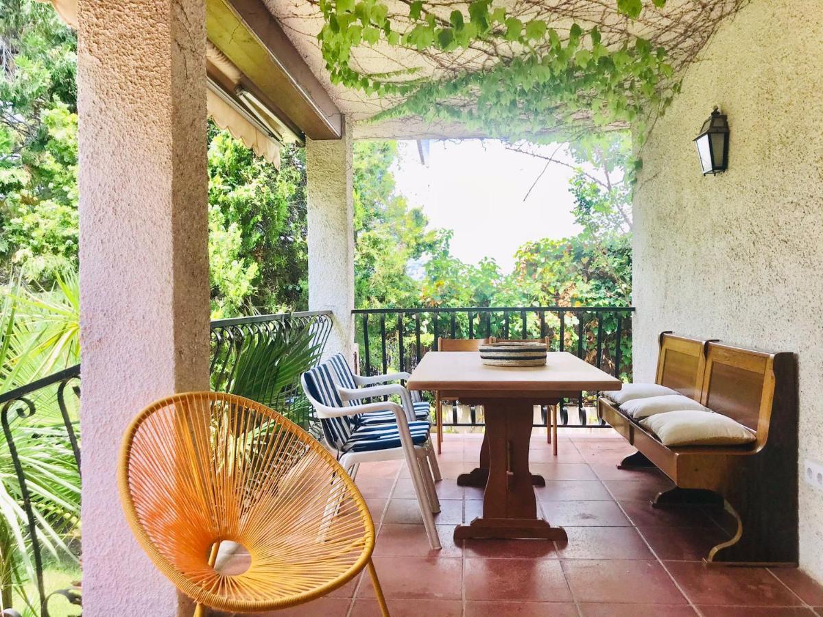 Casa Mediterranea Con Gran Jardin Y Piscina A 500 M De La Playa Roda de Bará Buitenkant foto