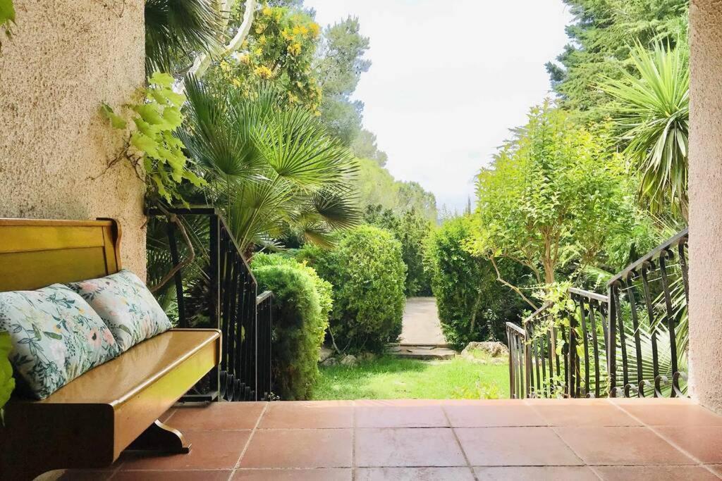 Casa Mediterranea Con Gran Jardin Y Piscina A 500 M De La Playa Roda de Bará Buitenkant foto