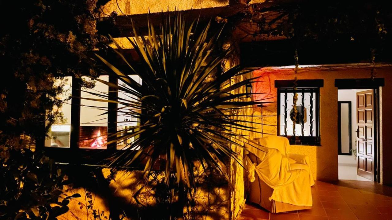 Casa Mediterranea Con Gran Jardin Y Piscina A 500 M De La Playa Roda de Bará Buitenkant foto