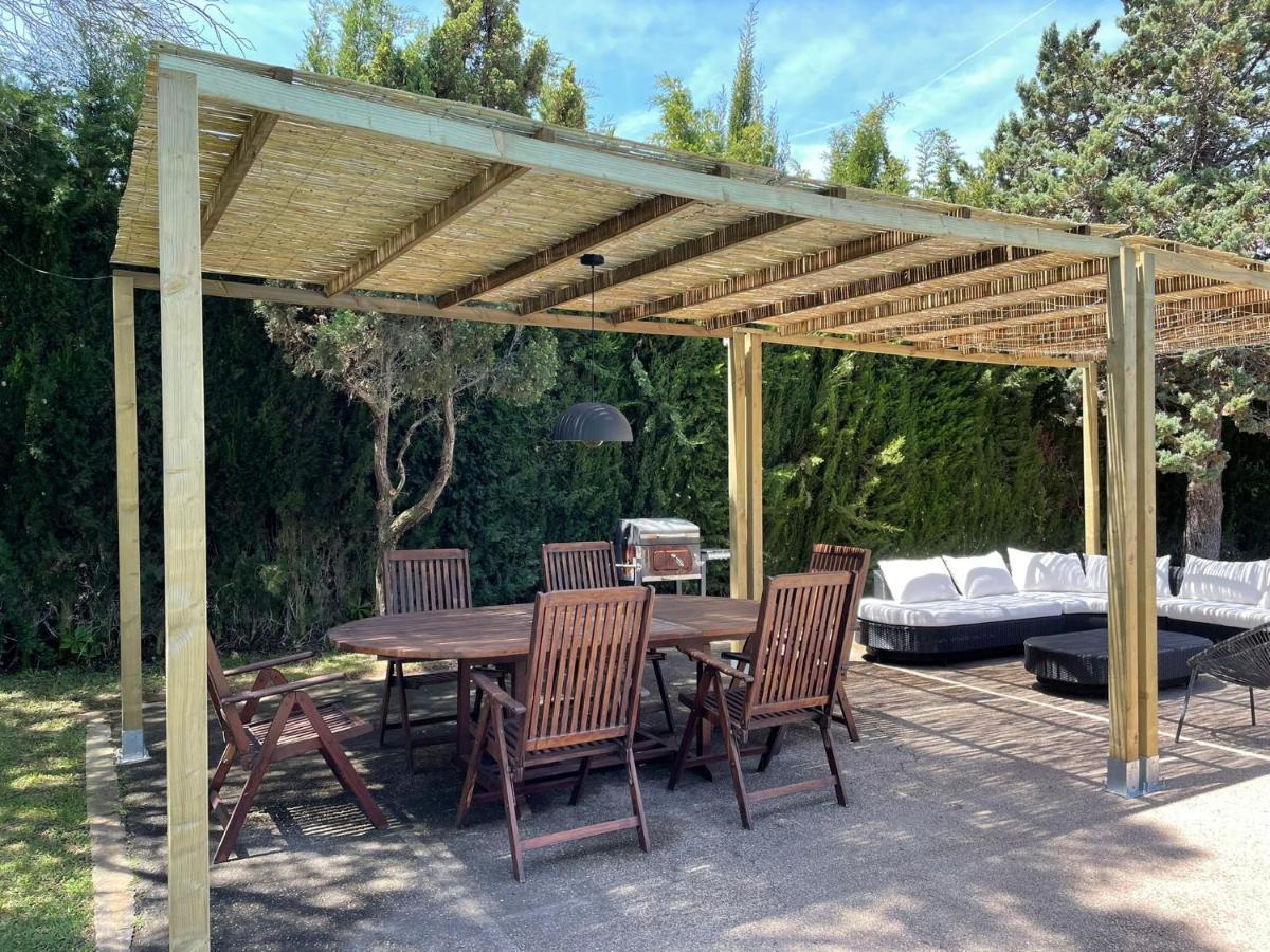 Casa Mediterranea Con Gran Jardin Y Piscina A 500 M De La Playa Roda de Bará Buitenkant foto