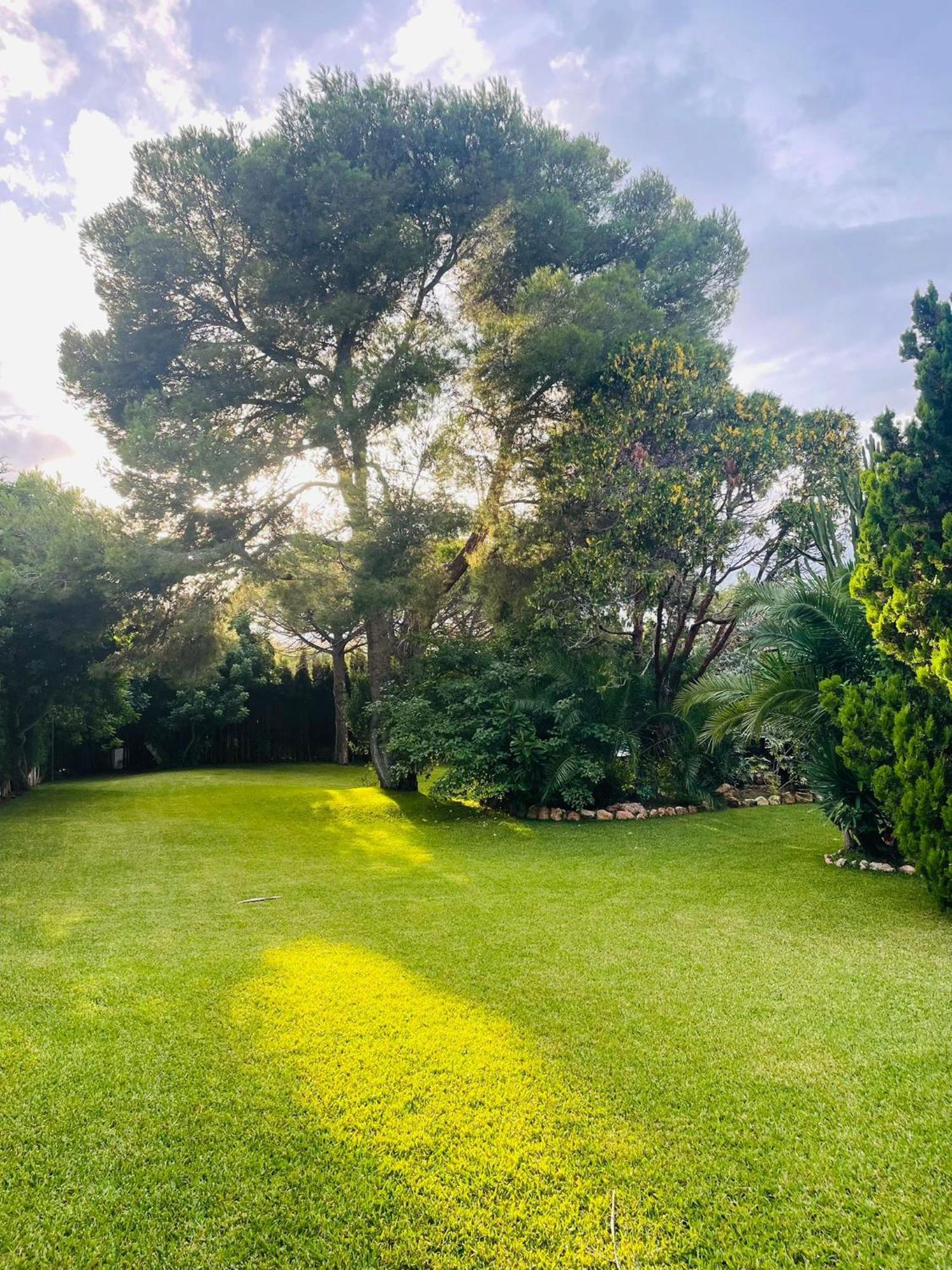 Casa Mediterranea Con Gran Jardin Y Piscina A 500 M De La Playa Roda de Bará Buitenkant foto
