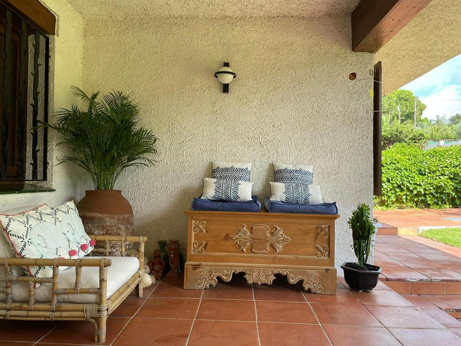 Casa Mediterranea Con Gran Jardin Y Piscina A 500 M De La Playa Roda de Bará Buitenkant foto